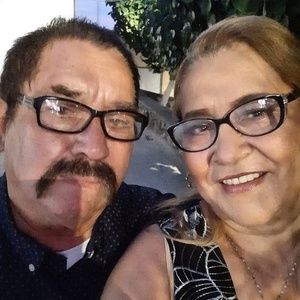 Meet your Posher, Amparo